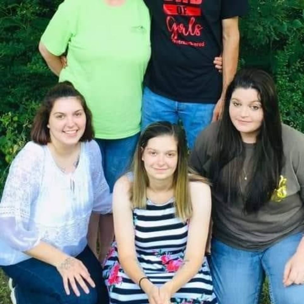 Meet your Posher, Iris